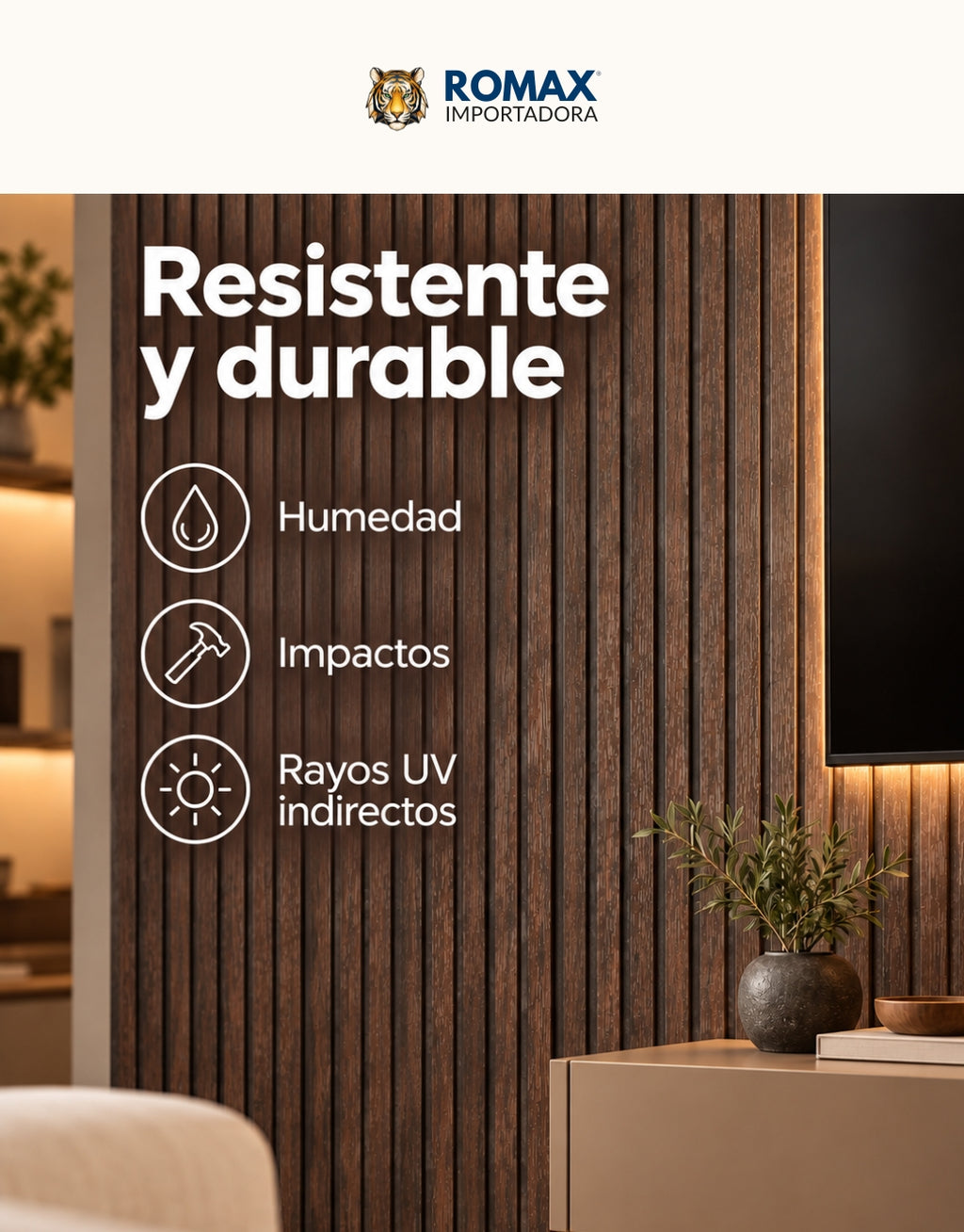 Panel decorativo oscuro instalado como revestimiento en una habitación.
